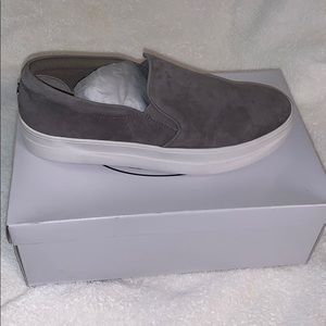 Steve Madden Gills Slip On Sneakers